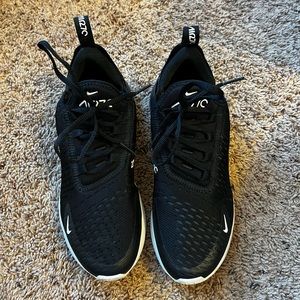Black & White Nike Air Max 270